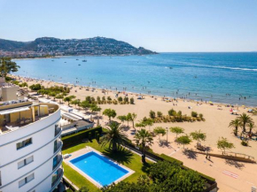 Apartamento en Roses, primera línea de mar, terraza con vista, piscina, aire acondicionado y WiFi - HISP-228-521